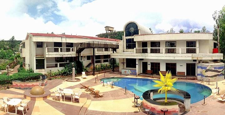 Hotel Millennium Park Panchgani Esterno foto