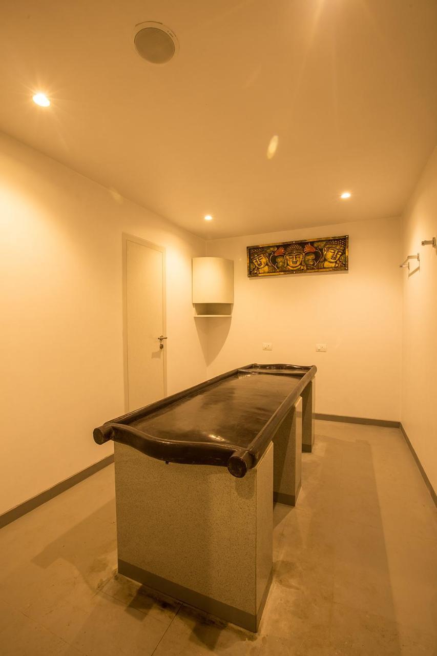 Hotel Millennium Park Panchgani Esterno foto