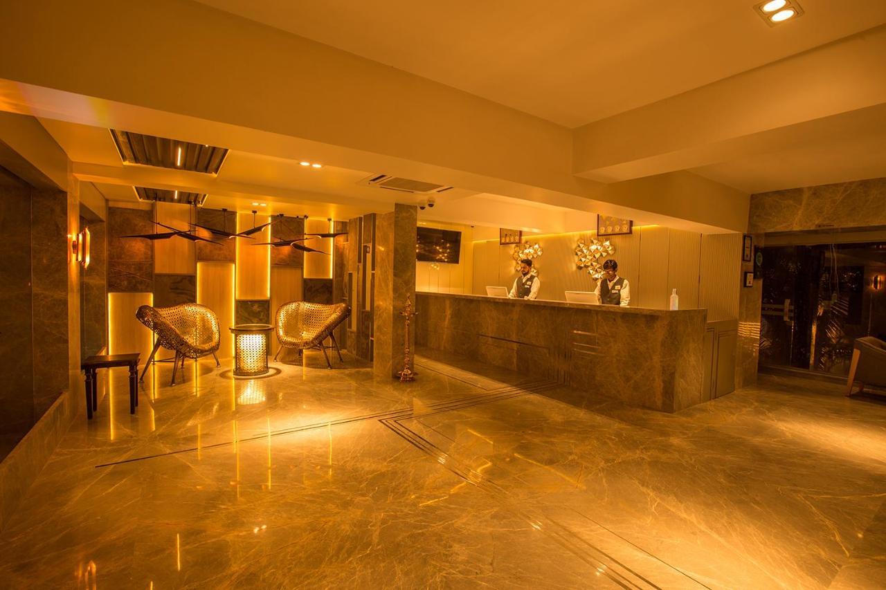 Hotel Millennium Park Panchgani Esterno foto