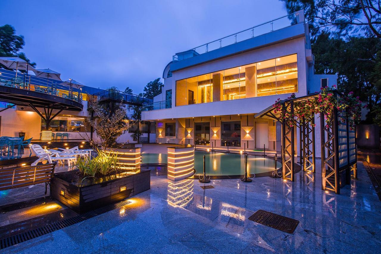 Hotel Millennium Park Panchgani Esterno foto